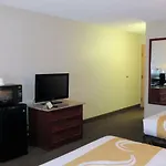 Quality Inn & Suites Downtown - University Area